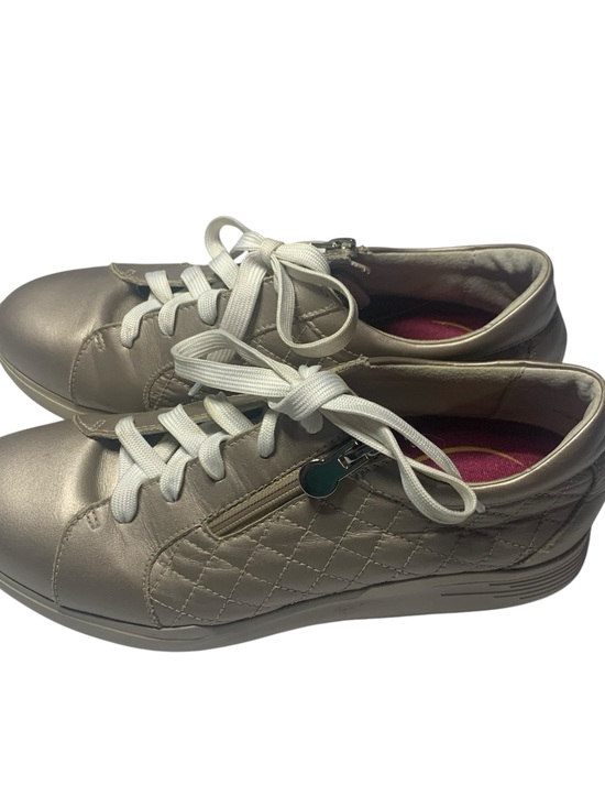 Munro Shoes - Munro Metallic Quilted Lace-Up Sneakers in Light Gold
